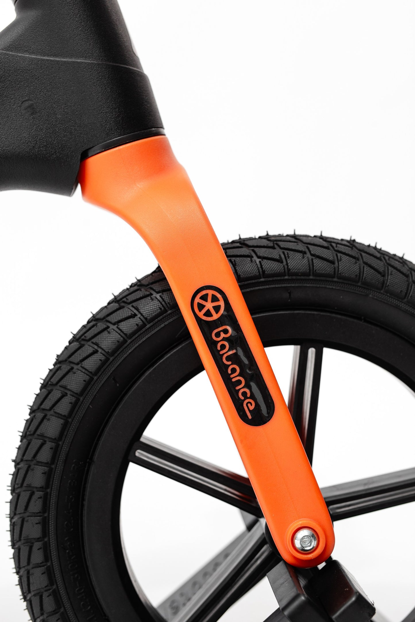 Skrejritenis BALANCE "melns"