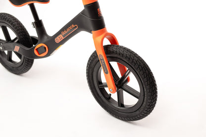 Skrejritenis BALANCE "melns"